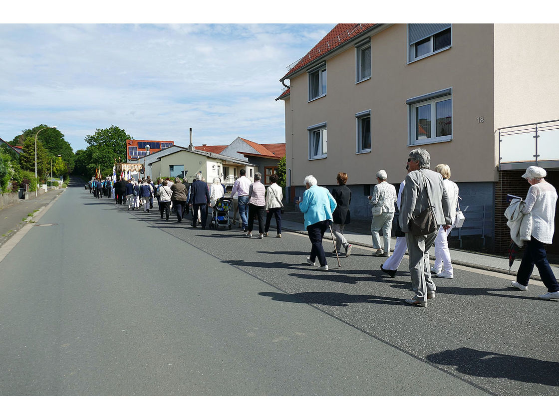 Bittprozession am Pfingstmontag (Foto: Karl-Franz Thiede)